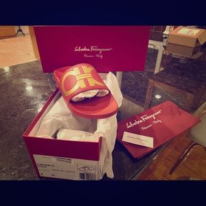 BRAND NEW AUTHENTIC Salvatore Ferragamo slides